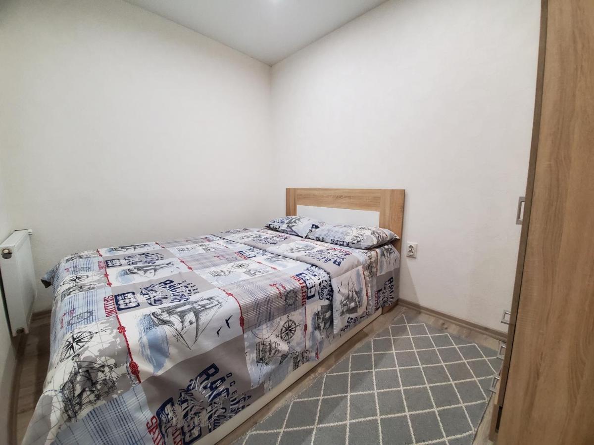 Sleep & Flight Apartment Boryspil Ngoại thất bức ảnh